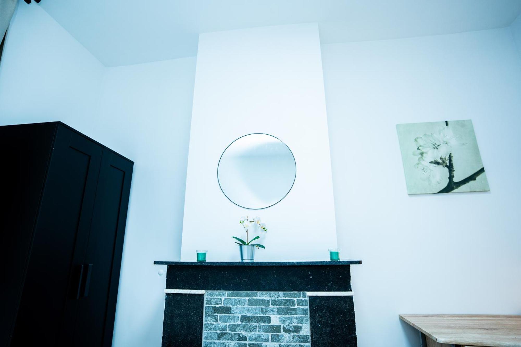 Chambre R1 Avec Salle De Bain Partagee Pres De L'Hopital De La Citadelle A Liège Zewnętrze zdjęcie