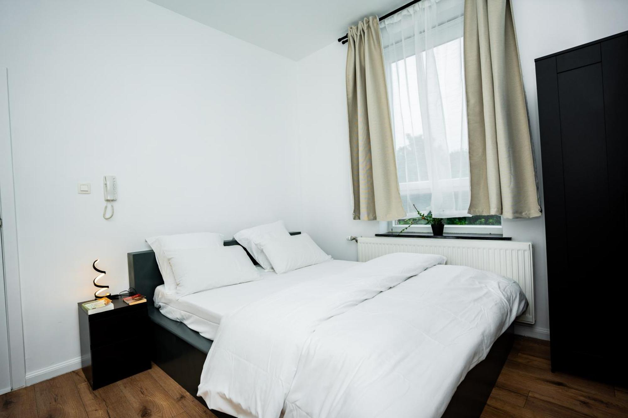Chambre R1 Avec Salle De Bain Partagee Pres De L'Hopital De La Citadelle A Liège Zewnętrze zdjęcie